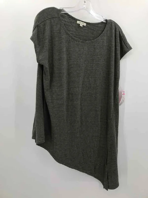 Pre-Owned Max Studio Green Size Medium T-shirt-- Anti-Pilling Machine Wash Handmade