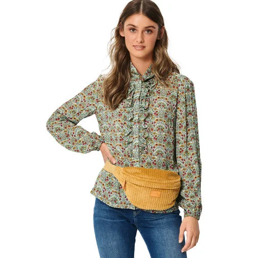 Burda Blouses 5981 Feminine Pastel Blouse