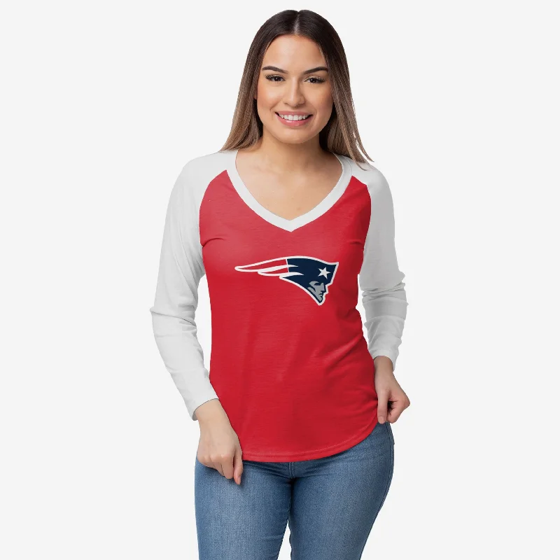 New England Patriots Womens Big Logo Solid Raglan T-Shirt-- Hooded Caped Shawl Collar New England Patriots Womens Big Logo Solid Raglan T-Shirt-- Hooded Caped Shawl Collar