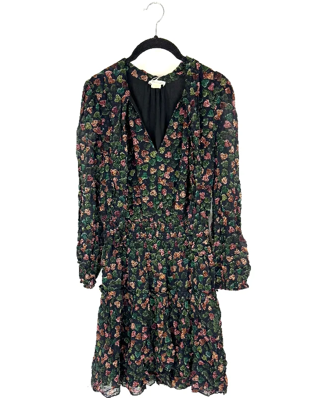Black Heart Dress - Size 4 Shift Classic Vintage