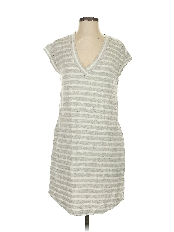 Casual Dress Square Neckline Feminine