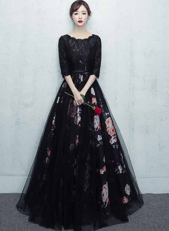 Beautiful Black Tulle and Lace Round Neckline Party Dress, Floral Prom Dress Shift Classic Vintage Beautiful Black Tulle and Lace Round Neckline Party Dress, Floral Prom Dress Shift Classic Vintage