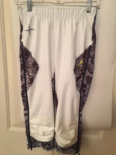 Lycra Capri Pants - Small Classic Flared Pants