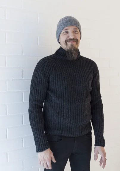 Utö Wool Sweater +length Dark Grey Polka Dot Checkered Tartan
