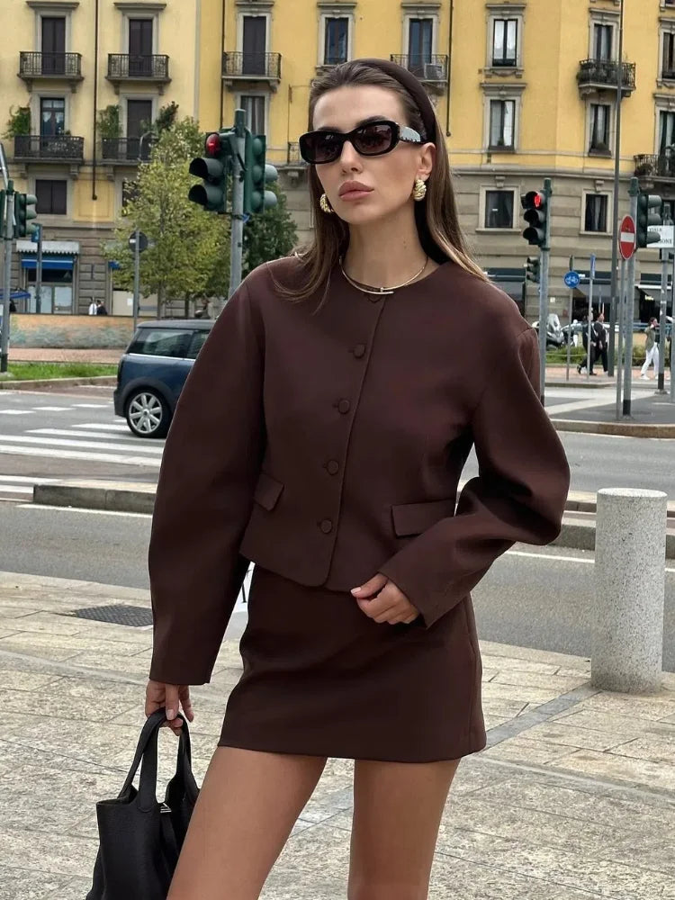 Audrey - Elegant jacket and mini skirt set Stand-Up Collar Roll-Neck Collar Turtle Neck Audrey - Elegant jacket and mini skirt set Stand-Up Collar Roll-Neck Collar Turtle Neck