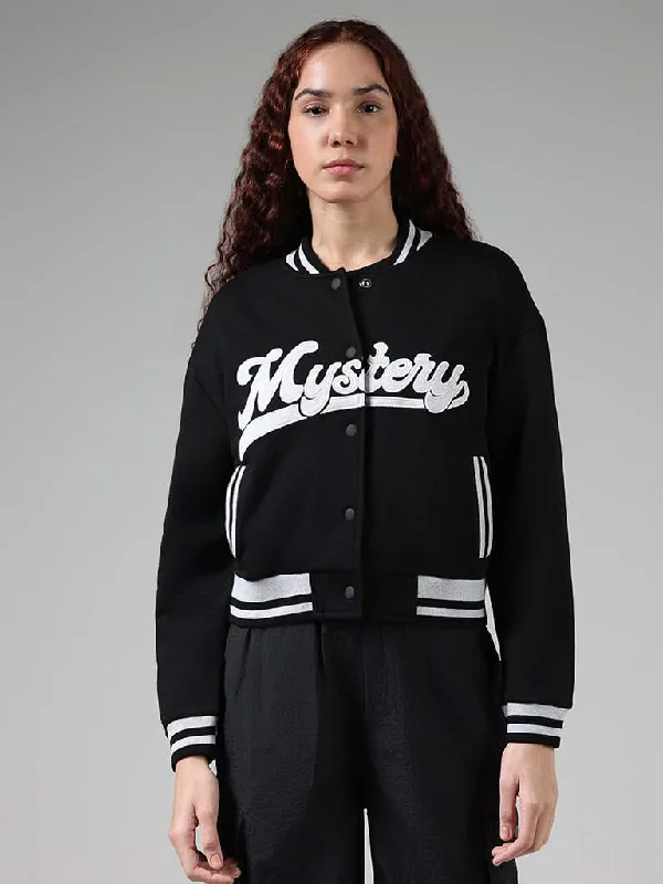 Studiofit Black Typographic Printed Cotton Crop Jacket Quilted Jacket Puffer Jacket Insulated Jacket Studiofit Black Typographic Printed Cotton Crop Jacket Quilted Jacket Puffer Jacket Insulated Jacket