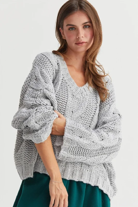 HYFVE Cable Knit V-Neck Sweater Handmade Hand-knitted Hand-woven